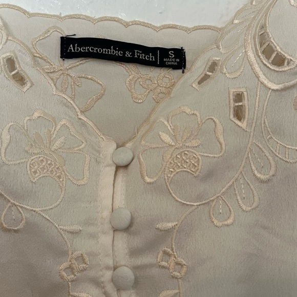 Abercrombie and Fitch Cream Floral Bodysuit - Picture 3 of 5